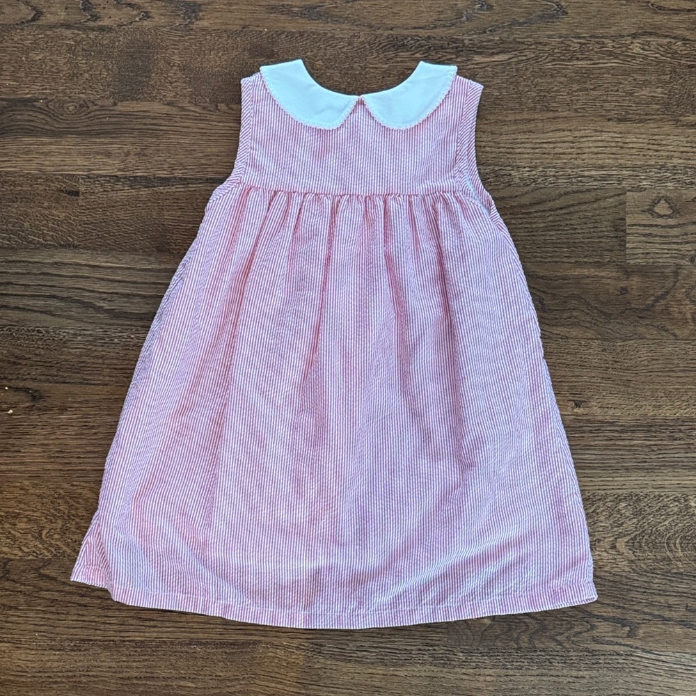 Stitchy Fish Light Red Seersucker Sleeveless Dress with Dog Applique - Picture 7 of 9